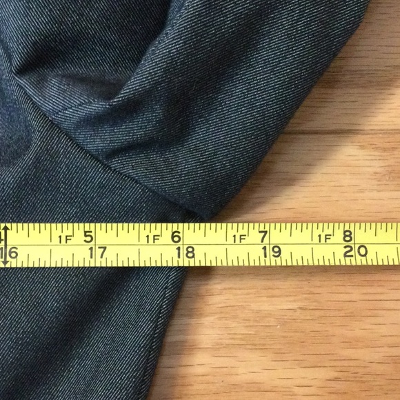 8 Randy Kemper Ruffled Gray Jacket - Picture 11 of 16